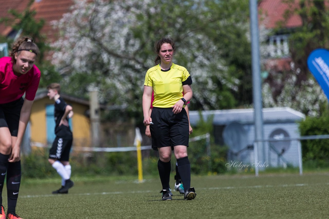 Bild 196 - B-Juniorinnen Pokalfinale SV Henstedt Ulzburg - SG Holstein Sued : 2:0